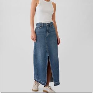 Gap Midi Denim Skirt - Size 4 - NWT